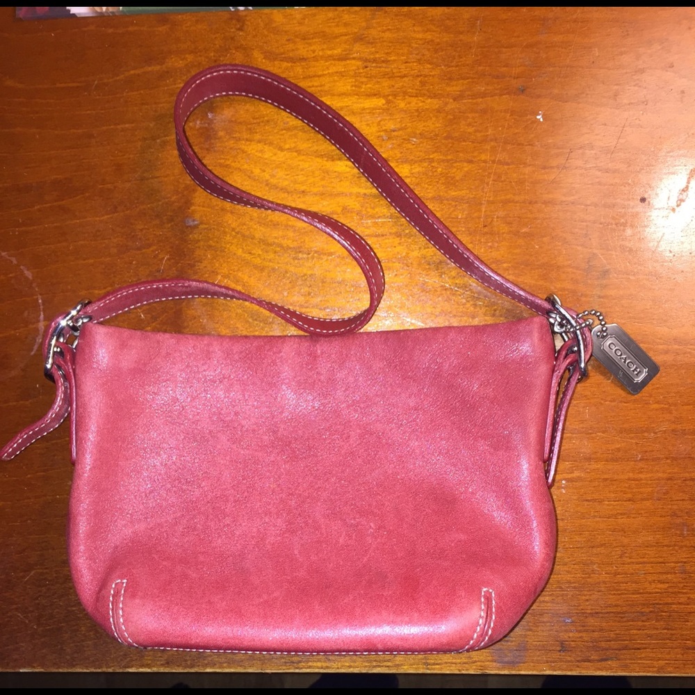 Burgundy coach purse - Leather